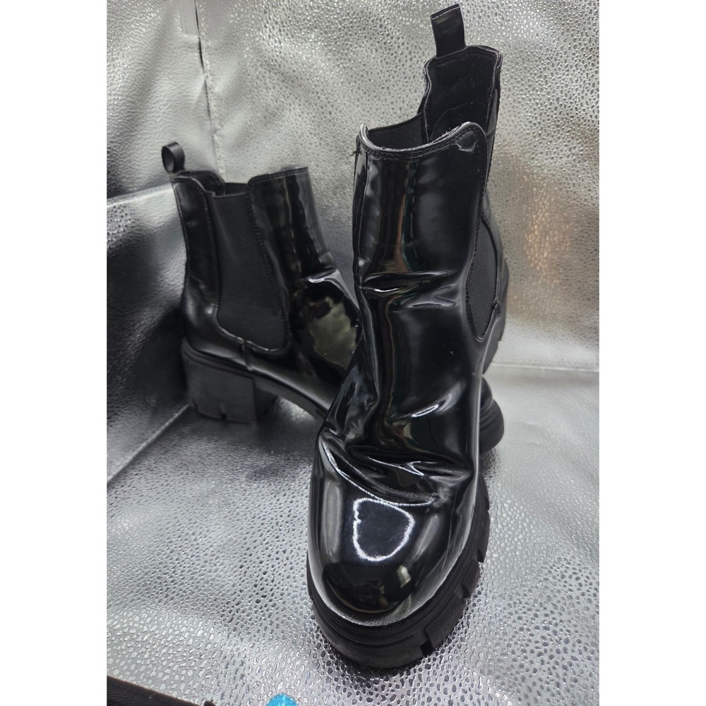 Madden Girl Tessa Black Patent Platform Chelsea Boots Lug Sole Ankle 10M